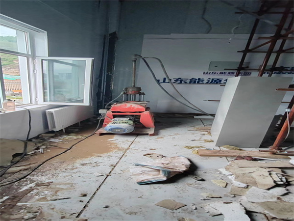 绥芬河地基基础下沉墙体裂缝加固注浆顶升施工